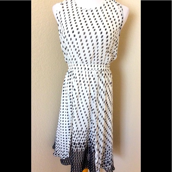 White black sleeveless dress flowing skirt dress A line dress chiffon ombré - Picture 2 of 16